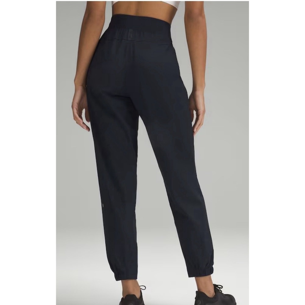 LULULEMON License to Train High-Rise Pants W5FFES Womens 2 Black Nylon Joggers